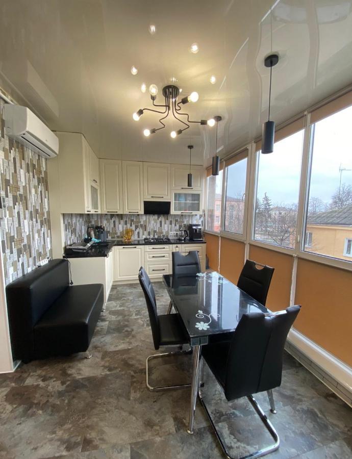 Apartment Premium Vip Berdychiv Екстериор снимка